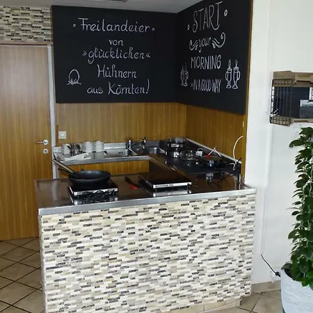 Woerthersee فندق 4*